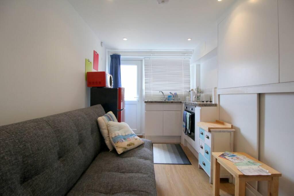 Pebbles Apartment By Air Premier Seaford Kültér fotó